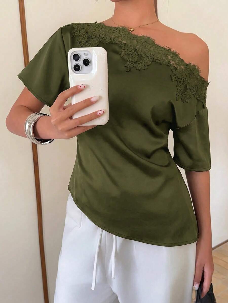 Siren Gaze 女款不對稱領口蕾絲拼接緞面上衣 橄欖綠 夏季 性感優雅 夜生活早午餐外出聚會約會穿搭 - 橄欖綠 - 查看 1