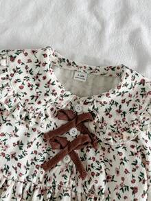 SHEIN 女童套裝，2件式休閒學院風蝴蝶結裝飾翻領長袖拼接娃娃上衣與寬鬆休閒長褲套裝，適合日常穿著 - 彩色 - 查看 7
