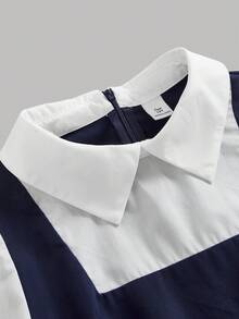 SHEIN 青少年女孩秋冬新款校服洋裝，梭織藍色拼接白色對比色 Logo 細節百褶中長洋裝，返校季 - 藍白色 - 查看 6