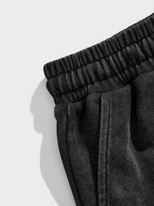 ROMWE MEN Plus Size Men's Casual Shorts With Snowflake Pattern - Black - View 4