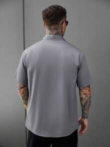 Manfinity Mode Men's Black & Grey Color Block Mature Casual Business Shirt, Comfortable Short Sleeve Style - Dark Grey - View 2