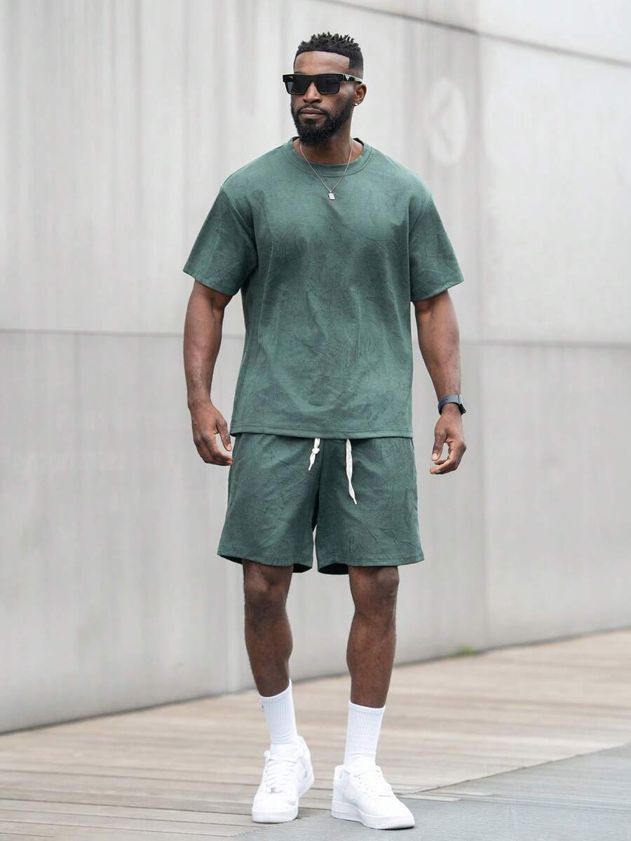 thenoahjr thenoahjr 2-Pieces Men's Geometric Print Round Neck Short Sleeve T-Shirt And Drawstring Waist Shorts Set, Casual Men Two Pieces Casual Short Sets Men 2 Pieces Outfits Men's Co Ord Set Short Men Summer Sweatsuit,Fall Clothes Fleece - Dark Green - View 1