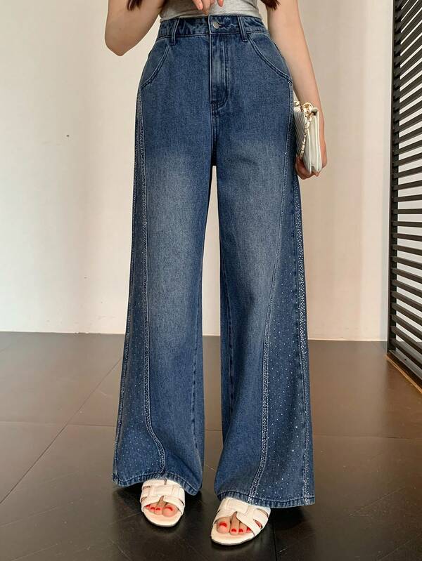 DAZY Women's Rhinestone Design Pocket Wide Leg Casual Denim Jeans