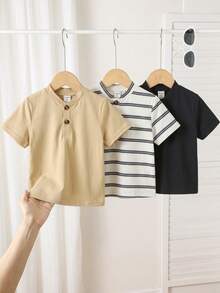 SHEIN 兒童男童 3件組馬匹刺繡鈕扣前襟短袖常規厚度亨利領上衣 - 彩色 - 查看 4