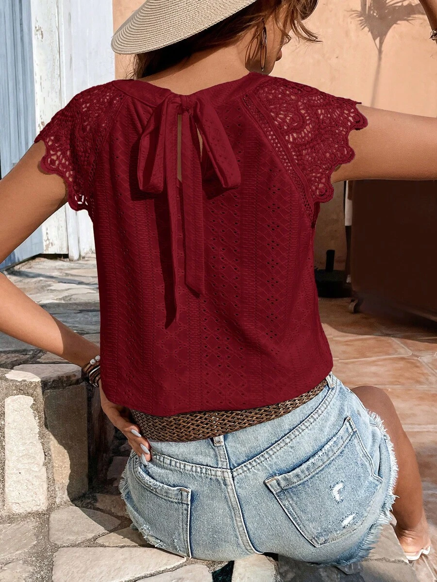 SHEIN Frenchy 對比色蕾絲後綁帶紋理布料女式襯衫 - 酒紅色 - 查看 1