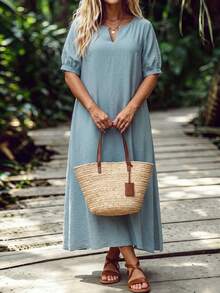 SHEIN LUNE CURVE Gaun Pantai Longgar Ukuran Besar Warna Biru Muda Leher V Lengan Mengembang untuk Liburan Pantai - Biru - View 8