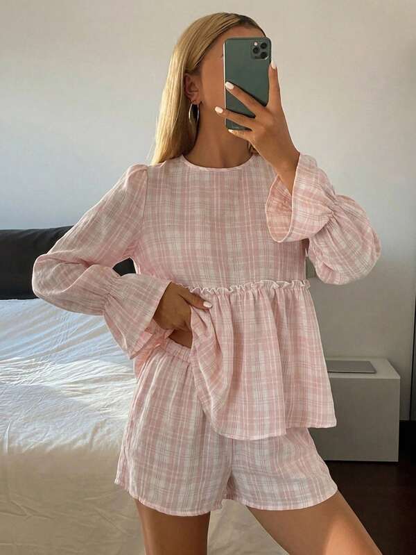DAZY Plaid Loose Petal Sleeve Long Sleeve Top & Short Pajama Pants 2pcs Set Women's Sleepwear