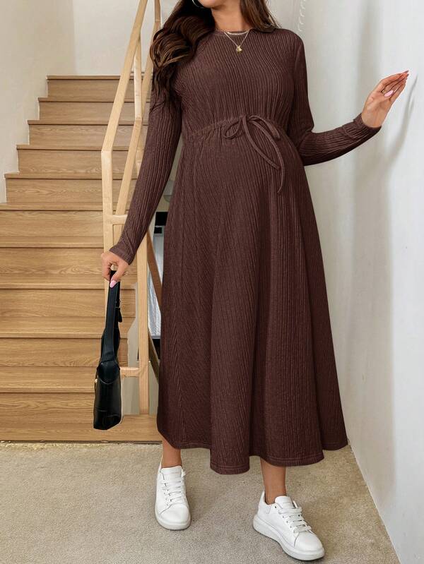 SHEIN שמלה יומיומית להריון בצבע אחיד עם שרוך במותניים לצילומים בסתיו
