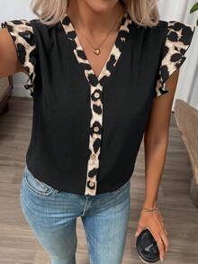 SHEIN Clasi 女款夏季優雅個性V領黑白豹紋拼接休閒百搭日常穿著夜店外出上衣旅行上衣 - 黑色 - 查看 5