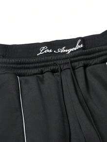 Manfinity Roghcode 男士街頭風熱銷 INS 風格對比飾邊工藝雙腰帶設計汽車 Logo 與印花點綴日常穿搭男友丈夫禮物週年紀念禮物黑色連帽衛衣套裝 - 彩色 - 查看 6