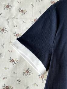 SHEIN 青少年女孩深藍色 Polo 領 Polo 洋裝，刺繡圖案百褶下擺學院風休閒洋裝 - 藍色 - 查看 7