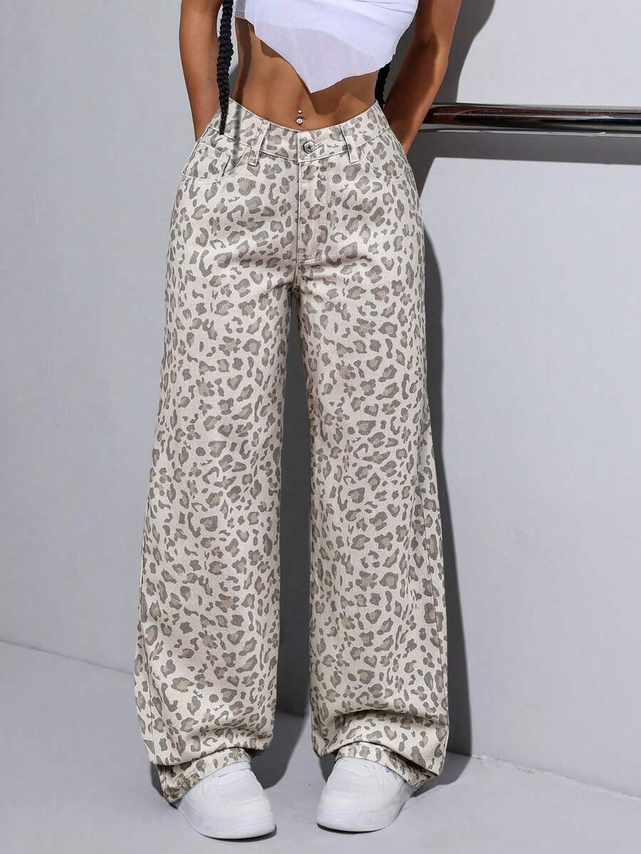 Jeanoix Plus Size Women's Leopard Print Pocket Washed Straight Leg Jeans - Multicolor - View 1