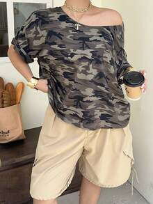 Muchica 大尺碼街頭時尚迷彩印花不對稱肩 T-shirt，適合旅行與度假 - 彩色 - 查看 3