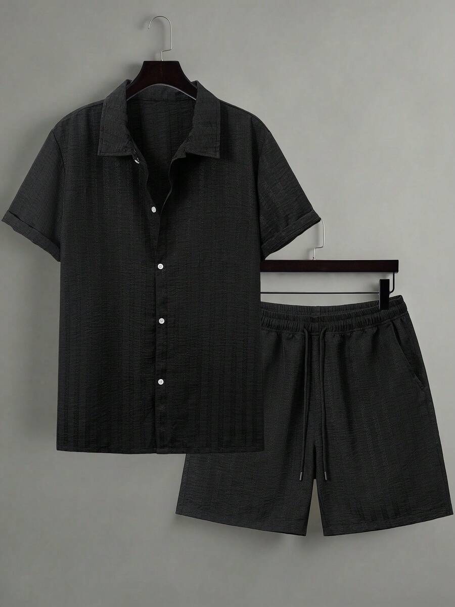Manfinity Homme Men's Solid Color Short Sleeve Single-Breasted Shirt And Shorts Casual Set - Black - View 1