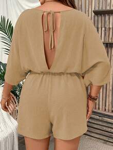 SHEIN 大尺碼女款純色V領百褶休閒日常穿搭連身褲 - 卡其色 - 查看 2