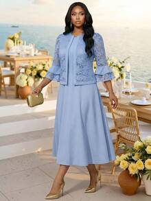 Fleurora Elegantes zweiteiliges Damen-Set in Große Größen mit Spitzen-Glockenärmel-Jacke und Kleid - Blau - Übersicht 4