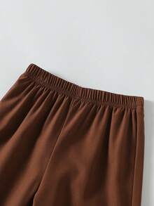 SHEIN Elladie kids 2件組女童基礎休閒寬鬆純色套裝，馬印花、不對稱下擺、側面抓皺設計，圓領短袖T恤搭配黃色條紋紋理布料直筒長褲套裝，適合日常/外出等多種場合，春/夏/四季皆宜，幼童女童套裝，兒童日常舒適夏季穿搭，女童套裝 - 棕色 - 查看 7