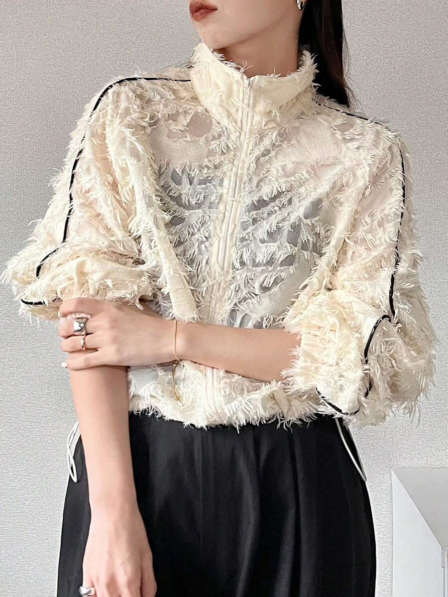 FRIFUL 女款翻領開襟全蕾絲燈籠袖寬鬆外套上衣 - 米色 - 查看 1