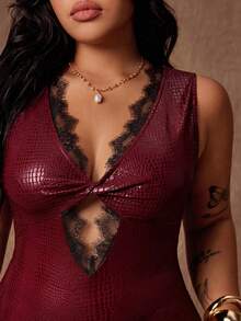 Rustia European And American Style 70's Burgundy Crocodile Pattern Lace Trim Hollow Twist Design Slimming Sexy Short Dress Night Party Rave Summer - Red - View 4