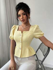 Selianne 新款女式度假風紋理布料小V領方領前開襟泡泡短袖荷葉邊下擺上衣，適合通勤、派對、約會，顯高顯瘦，時尚年輕優雅大方 - 鵝黃色 - 查看 6