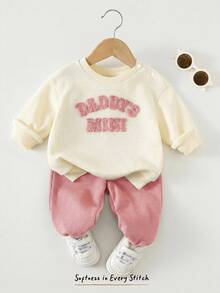 Cozy Pixies 新生兒可愛套裝，字母刺繡 DADDY'S MINI，休閒日常穿著，秋冬款 - 粉色 - 查看 1
