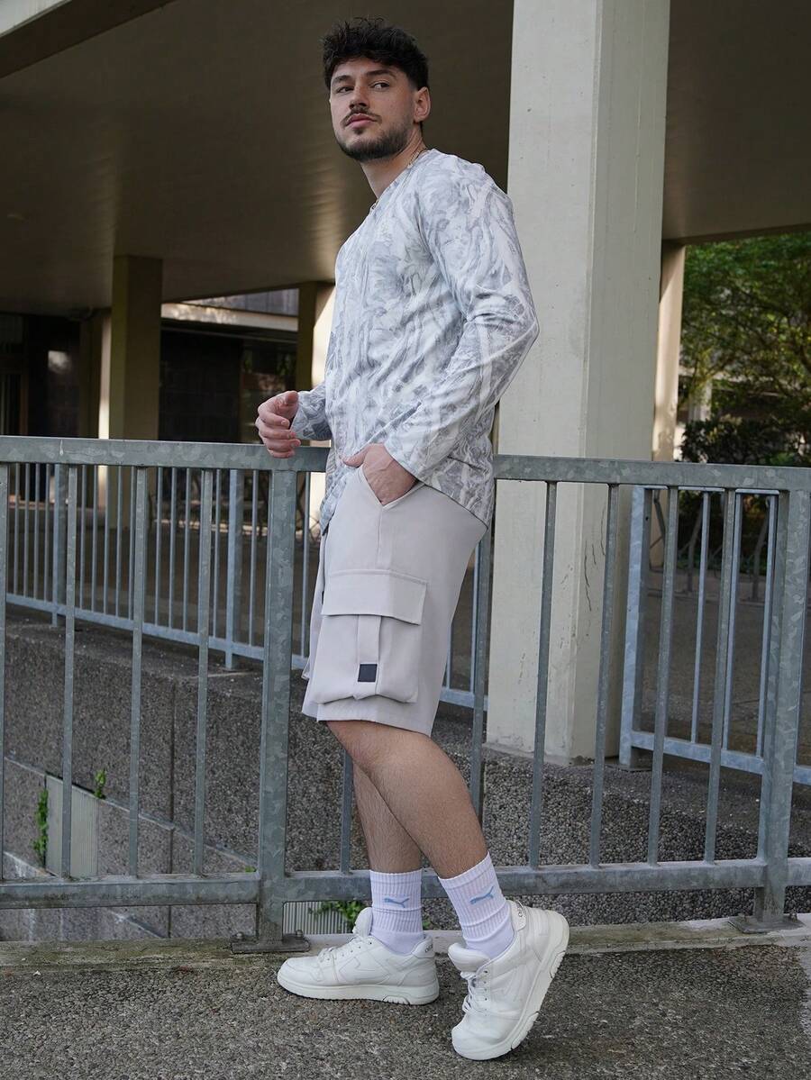 LEOGASHI LEOGASHI New Men's Multi-Pocket Casual Cargo Shorts, Stylish & Versatile, Fashionable Knee Length Cargo Shorts - Light Grey - View 1