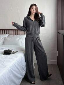 Livesso Tall Setelan Kasual 2 Potong Wanita Berbahan Payet, Atasan Sweatshirt Berkerudung dengan Bukaan Depan dan Celana Longgar untuk Musim Gugur - Grey - View 7