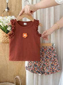 SHEIN Vintaside Kids 女童夏季焦糖色荷葉邊無袖背心上衣套裝，嬰兒3D花朵螺紋上衣 + 花卉荷葉邊下擺短褲 2件組 - 咖啡棕 - 查看 4