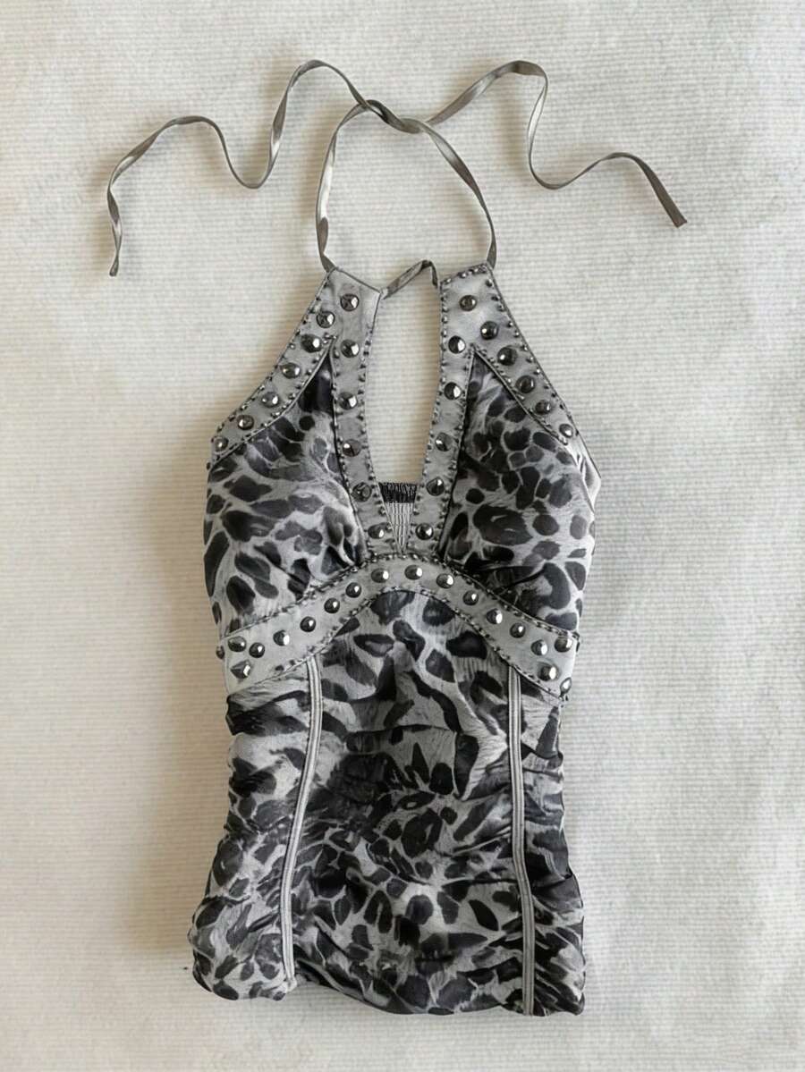 IslaSuriya Top de verano vintage con estampado de leopardo y cuello halter, top para mujer con decoración de strass y remaches de metal - Gris - Ver 1