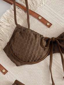 Swim Mod 新款女款俏皮可愛夏季海灘度假風兩件式比基尼套裝，掛脖抓皺上衣配前綁帶設計，可調節肩帶，高衩性感三角泳褲，純黃波浪紋理面料，柔軟透氣輕盈快乾彈性材質，適合夏季度假、泳池派對、海灘假期、音樂節、母親節/婚禮假期、春假 - 棕色 - 查看 7