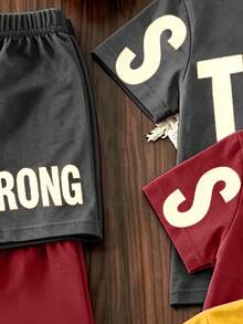 SHEIN 隨機 3 套發 1 套 夏季帥氣青年運動風 夏日出遊首選 簡約字母印花黃色 T 恤短褲套裝、簡約字母印花紅色 T 恤短褲套裝、簡約字母印花灰色 T 恤短褲套裝 - 彩色 - 查看 5