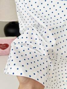 Resyla HELLO KITTY AND FRIENDS | SHEIN Tops MTO 夏季女款數位印花圖案修身圓領短袖T恤 - 彩色 - 查看 3