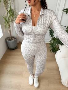 SHEIN EZwear 大尺碼女款豹紋內搭上衣、長袖開襟衫與高腰長褲休閒日常穿搭套裝 - 彩色 - 查看 7
