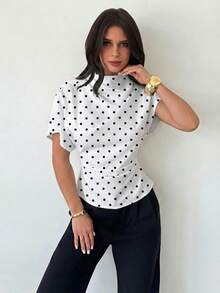 Firerie Blus Polkadot Putih dan Hitam, Musim Panas, Elegan, Kerah Berkerut, Lengan Asimetris, Pinggang Berkerut Samping, Gaya Liburan Riviera Prancis Vintage - Putih - View 4
