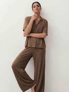 Ocili Studio Leisure Women's Solid Color Simple Short Sleeve Top And Pants Casual Homewear Set, Summer Holiday Season Outfit - Coffee Brown - View 3