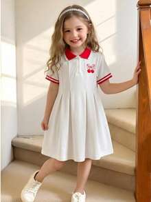 SHEIN Vestido plisado para niñas de verano versátil y lindo con cuello acanalado, puños acanalados y patrón bordado en rosa de estilo minimalista - Blanco - Ver 4
