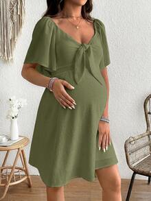 SHEIN Vestido de maternidad de manga corta y largo medio con silueta A, mangas con volantes y escote semiabierto - Verde militar - Ver 5