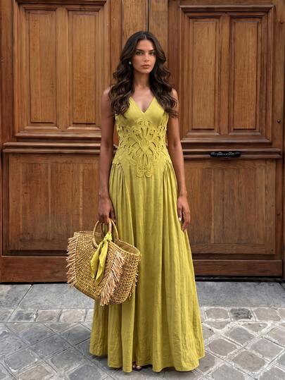 Anewsta Summer New Deep V-Neck Sleeveless Heavy Embroidery Waist-Cinching Elegant Long Dress For Women, Suitable For Dating, Casual Outings, Vacation, Banquet