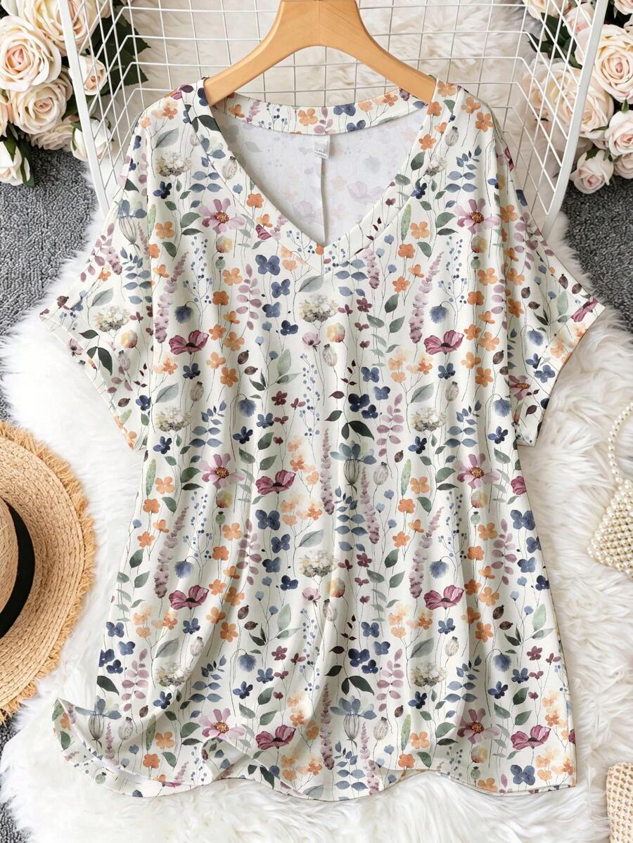 EMERY ROSE Plus Size V-Neck Batwing Sleeve Floral Print T-Shirt - Multicolor - View 1