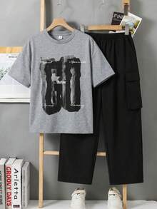 SHEIN Little Byeori 兒童青少年男孩夏季休閒字母印花T恤與工裝長褲套裝 - 灰色 - 查看 2