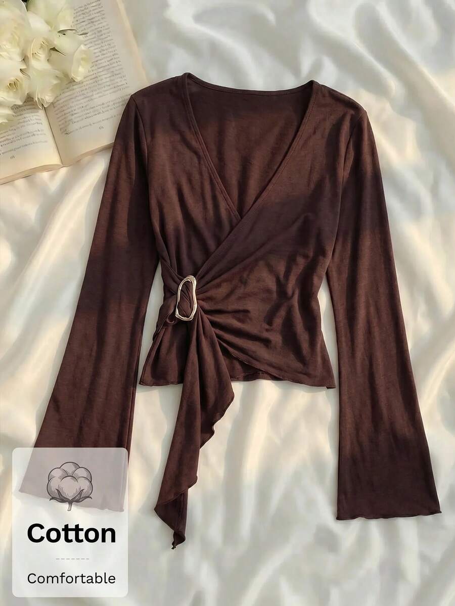 SHEIN MOD 女款純棉休閒素色V領長袖T恤,秋冬款,女款萬聖節服裝,女款休閒上衣,棕色上衣 - 棕色 - 查看 1