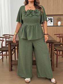 SHEIN CURVE+ Plus Size 3D Floral Decor Ruffle Hem Top And Loose Long Pants 2 Pieces Set - Army Green - View 4