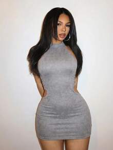 Slaydiva Gaun Mini Model Multi Potongan SXY Abu-abu Model Halter dengan Potongan dan Tali Belakang - Pakaian Malam Gaya Y2K - Grey - View 4