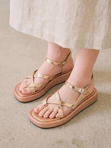 HighSole Sandalias de mujer estilo versátil y sencillo con diseño de múltiples correas, hebilla y espalda cruzada, plataforma abierta, para primavera y verano, uso diario, ir al trabajo y compras - Champán - Ver 2