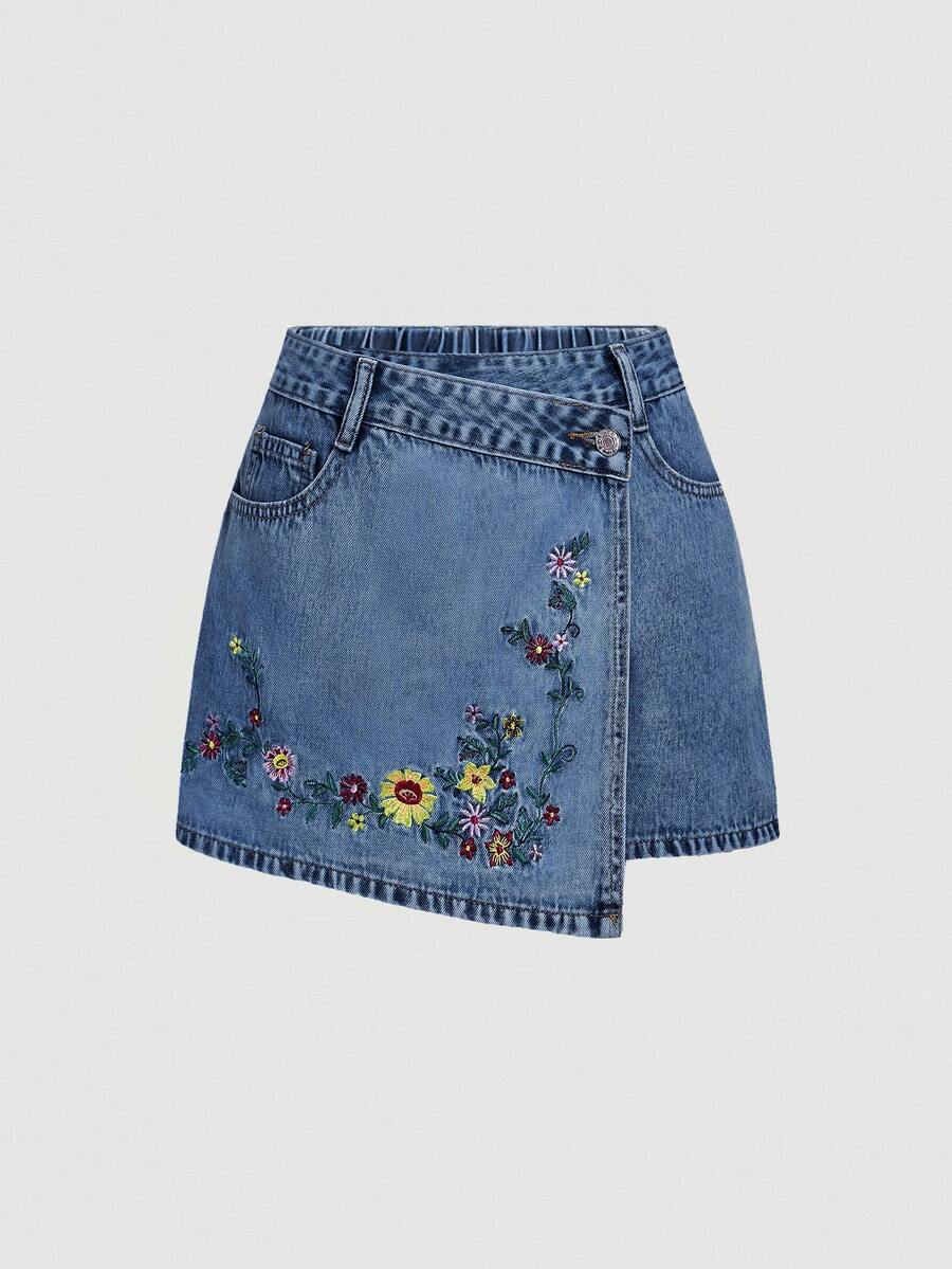 SHEIN Essnce 大尺碼女款花卉刺繡口袋不對稱下擺牛仔裙 - 藍色 - 查看 1