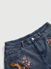ROMWE Grunge Punk Plus Size Women's Vintage New Chinese Style Embroidered Frayed Denim Shorts - Blue - View 3