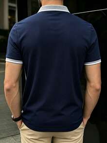 Manfinity Homme 春夏新款男士短袖 Polo 衫，時尚拼色設計，翻領鈕扣開襟，適合高爾夫、健身、戶外運動、日常休閒、度假穿著，純色百搭風格，理想的男士生日/節日禮物 - 灰色 - 查看 2