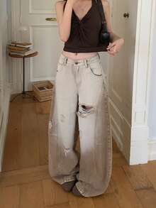 DAZY Atasan Wanita Model Jeans Longgar Gaya Jalanan Korea dengan Detail Sobek dan Motif Lucu - Coffee Brown - View 3