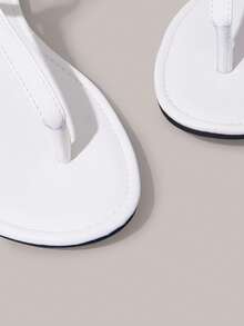 Styleloop Women's Herringbone With Flat Sandals, Bohemian Holiday Style Wear, A Must For Summer Travel, Breathable And Versatile - White - View 4