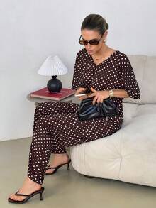 Lavishia 女款棕色與白色波點休閒復古梭織布料兩件套 V領T恤與長褲 印花 夏季復活節派對早午餐度假 - 棕色 - 查看 2